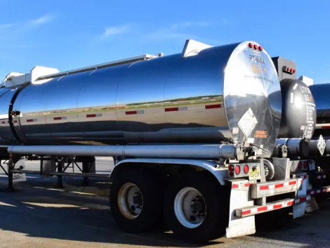 021c0f-dee32bffc5a34905be8a030a51675b6fmv2-685396d891b4f